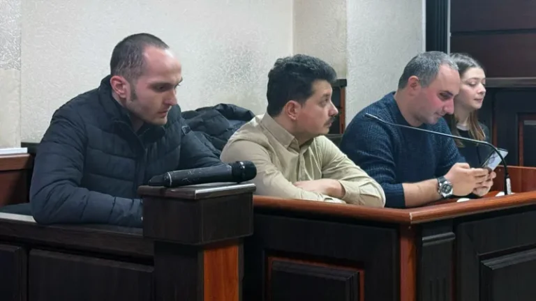 სამოქალაქო აქტივისტი ისაკო დევიძე მოსამართლეს – თქვენ არ ხართ ღირსი გეცვათ მოსამართლის მანტია, თქვენ არ უნდა ასამართლებდეთ ხალხს